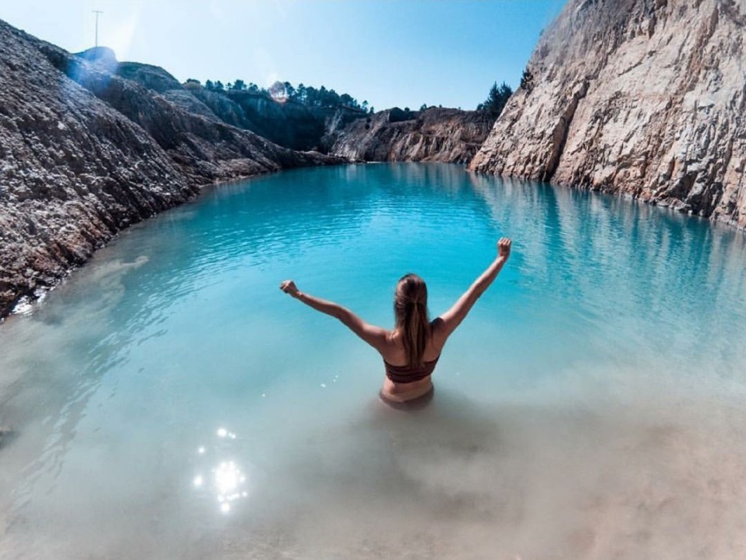 Resultado de imagen de lago contaminado galicia"