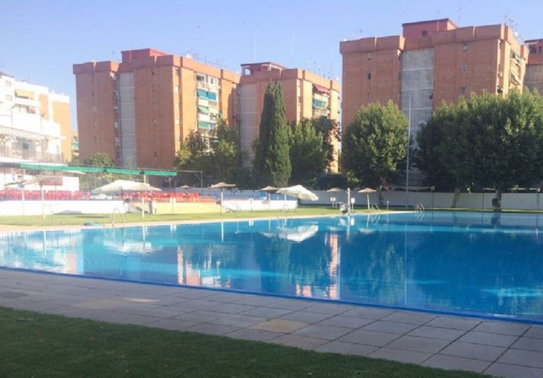 La Piscina De Calle Marbella Abrira Manana La De Fuensanta Tendra Que Esperar Radio Cordoba Cadena Ser