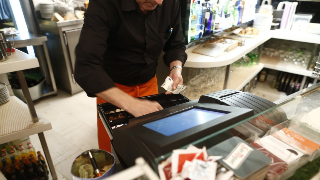 La precariedad del mercado laboral hecha oferta de empleo