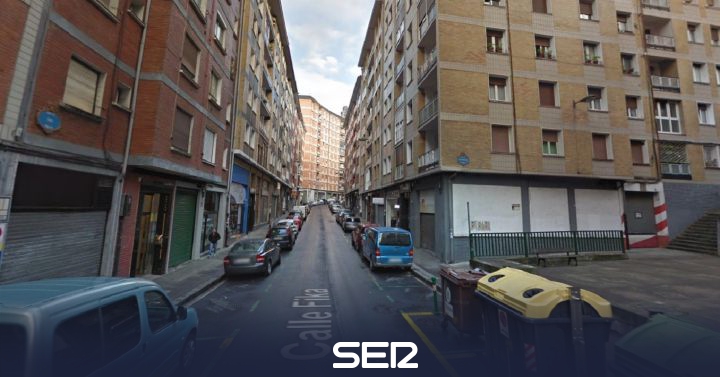 A young man dies after falling from a 5th floor while passing from one window to another |  Radio Bilbao |  Hour 14 Bizkaia