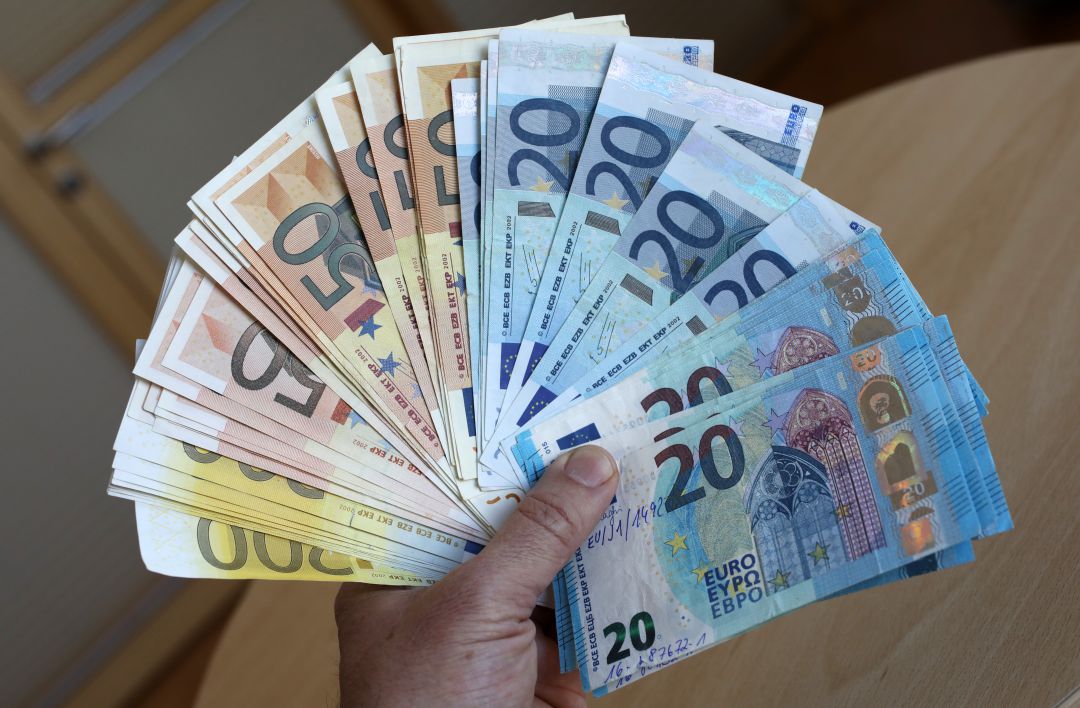 Los Trucos Para Reconocer Billetes Falsos Sociedad Cadena Ser