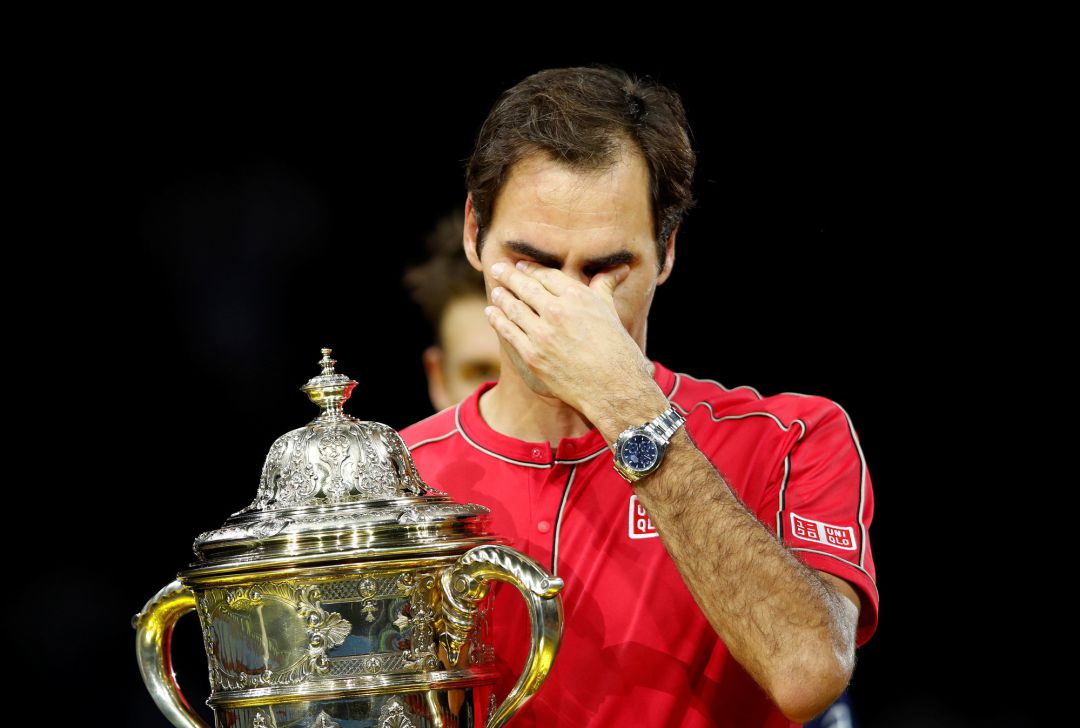 Federer, emocionado tras ganar el torneo de Basilea.
