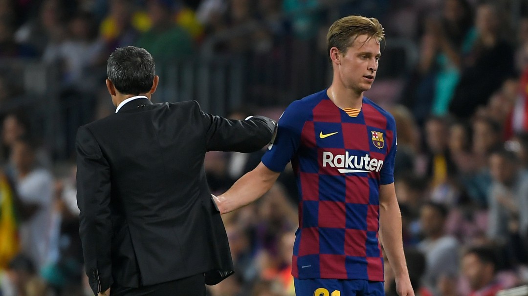 Valverde sacó a De Jong del aeropuerto tras las protestas independentistas del pasado 14-0