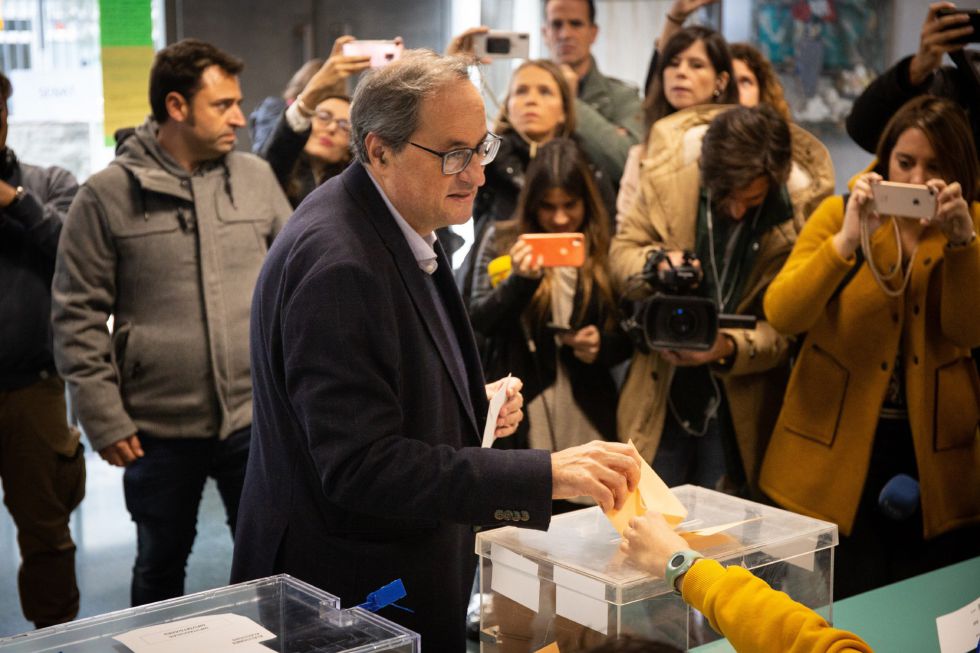 El presidente de la Generalitat de Catalunya, Quim Torra, vota en la Escuela Oficial de Idiomas del distrito de Sant Gervasi en Barcelona El presidente de la Generalitat de Catalunya, Quim Torra, vota en la Escuela Oficial de Idiomas del distrito de Sant Gervasi en Barcelona