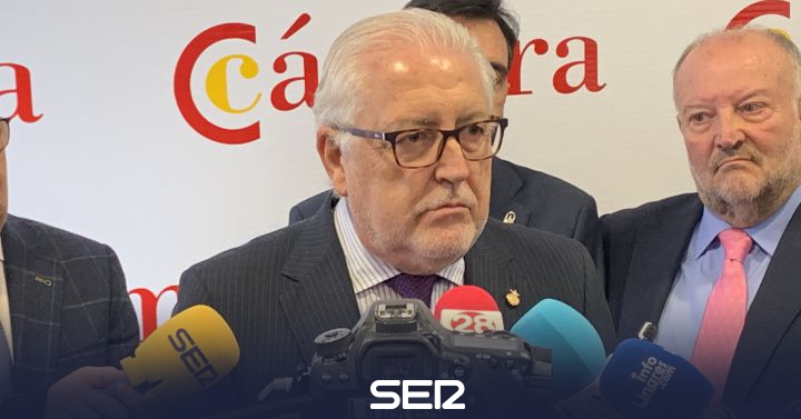 José María Villén, nuevo presidente de la Cámara de Comercio de Linares - Cadena SER