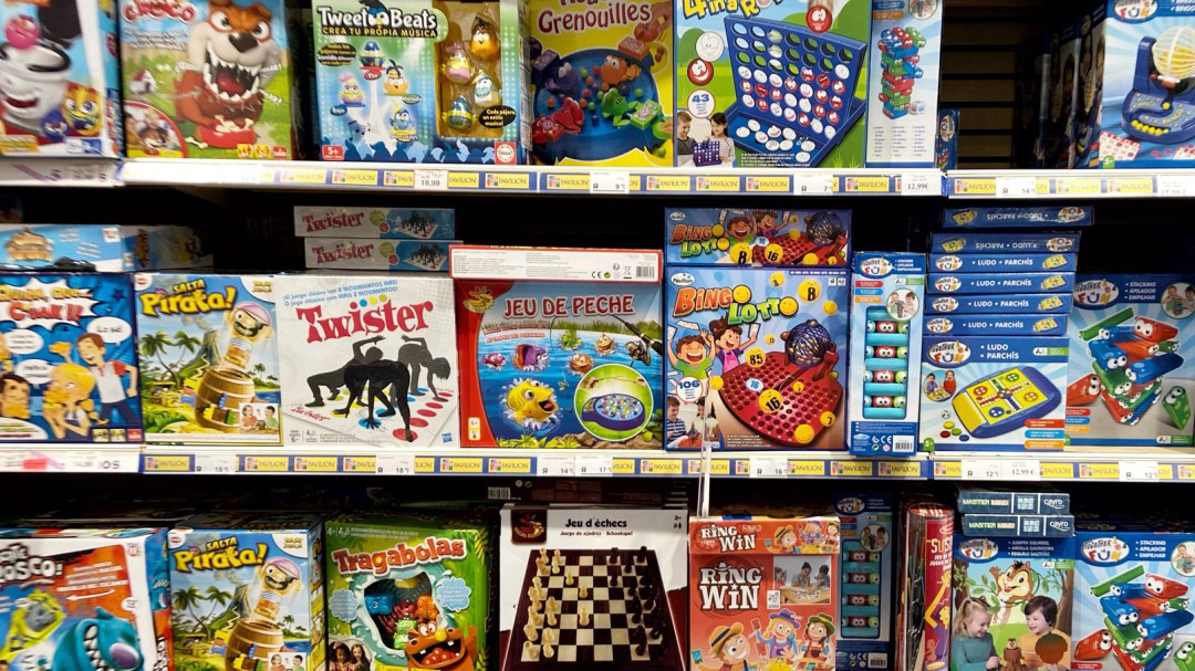 Desde los 'SuperZings' hasta los 'bebés llorones': estos son los juguetes que triunfarán estas Navidades