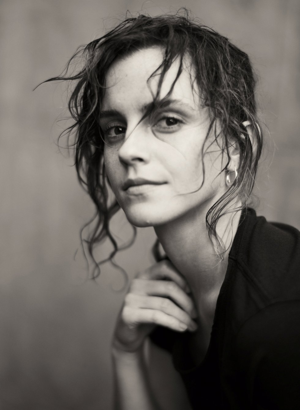 Fotografía de la actriz Emma Watson para el calendario Pirellli. Fotografía de la actriz Emma Watson para el calendario Pirellli.