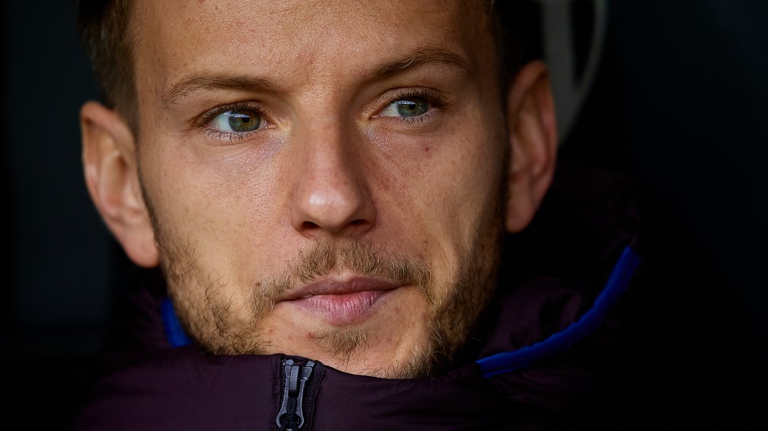 El Barcelona no está interesado en Tadic y busca una salida para Ivan Rakitic