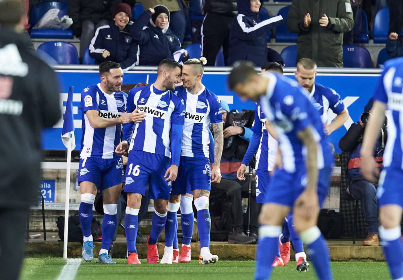 Dos casos positivos de coronavirus en el Deportivo Alavés Deportes