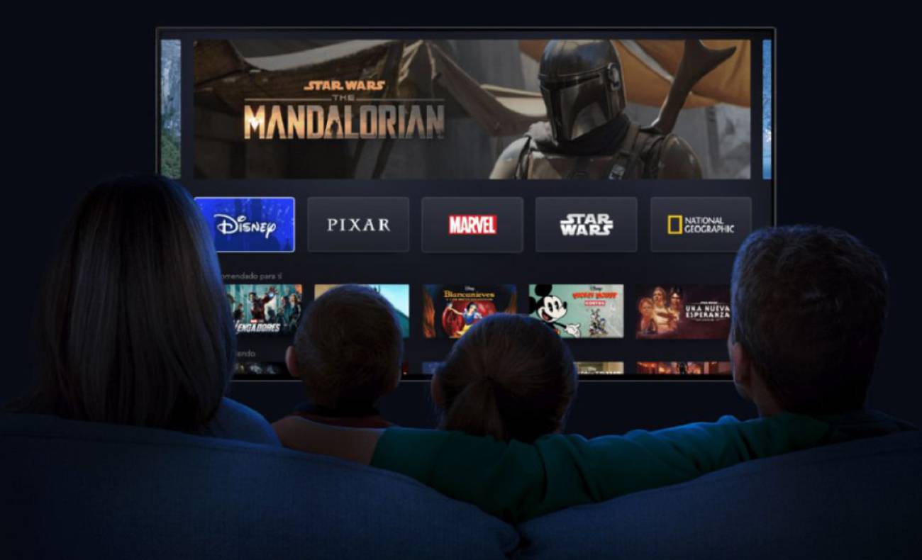 Disney Llega A Espana Este Es Su Catalogo Completo De Peliculas Series Y Documentales El Cine En La Ser Cadena Ser