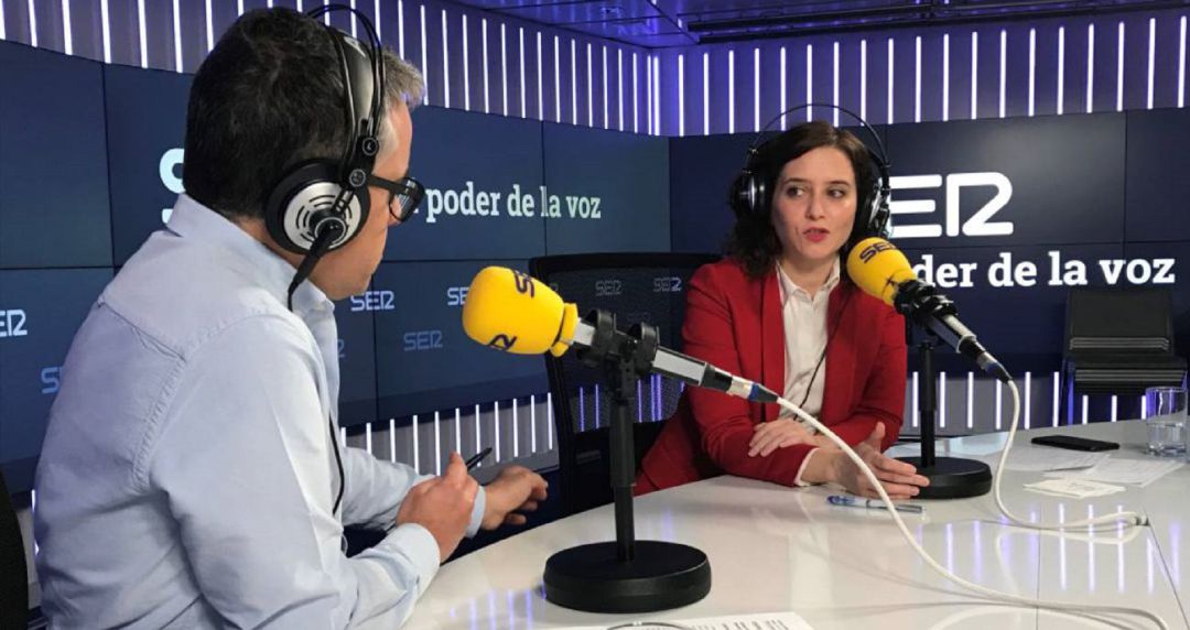 Isabel Díaz Ayuso en una entrevista con la Cadena SER en diciembre de 2019.