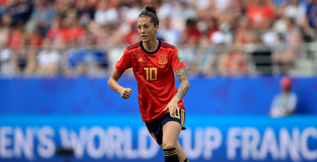 La capitana de la selección critica llevar la Eurocopa femenina a 2022. 