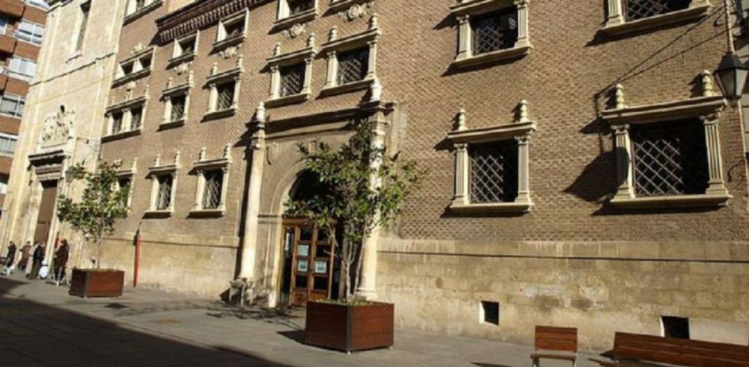 El Ayuntamiento promueve la contratación de diferentes servicios por