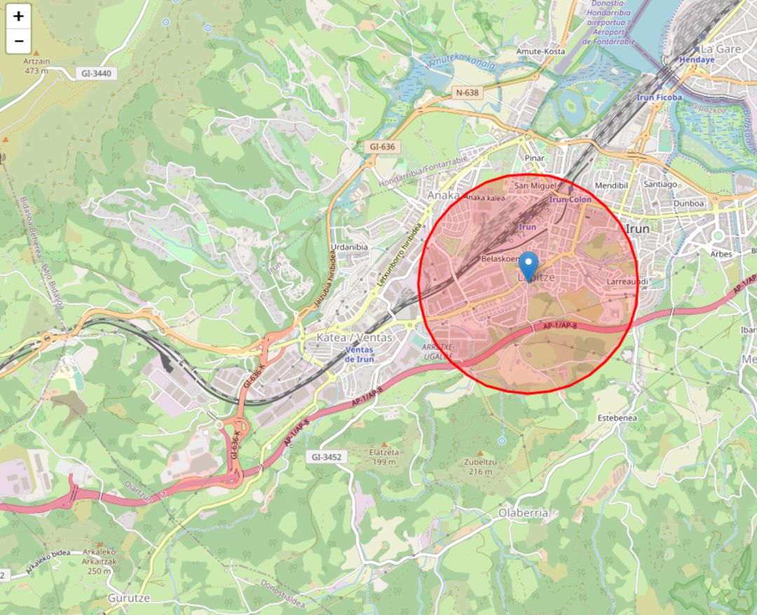 Mapa que marca la distancia de un kilómetro desde el cursor situado en un punto concreto de Irun. 