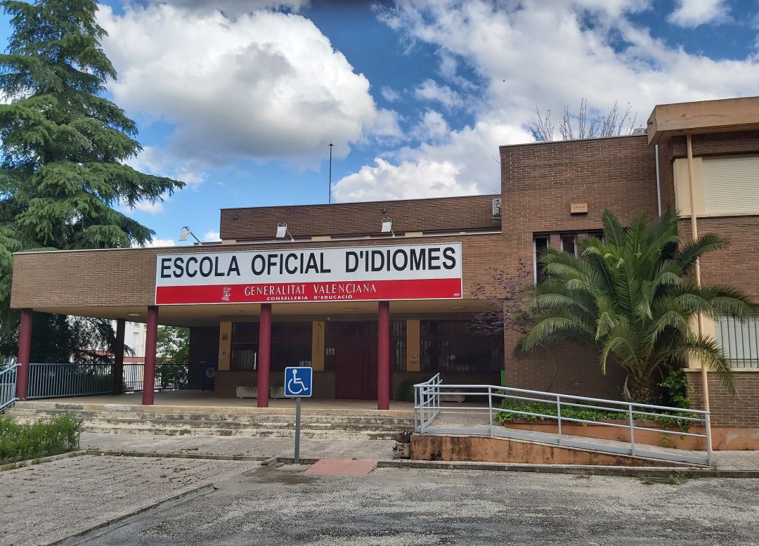 La Escuela de Idiomas de Alcoy abre la atención al público con cita previa Radio Alcoy La Escuela de Idiomas de Alcoy abre la atención al público con cita previa Radio Alcoy