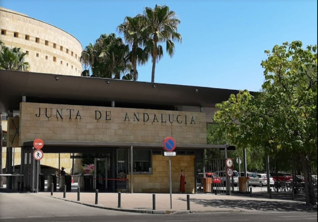 3.000 funcionarios de la Junta vuelven desde este lunes al trabajo presencial Radio Sevilla 3.000 funcionarios de la Junta vuelven desde este lunes al trabajo presencial Radio Sevilla