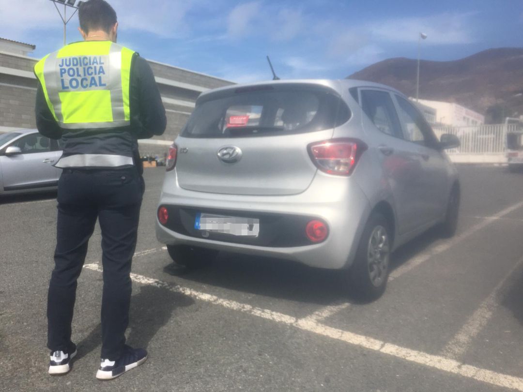 Se Apropia Durante 9 Meses De Un Coche De Alquiler Que Habia Pagado Para Una Semana Ser Las Palmas Hora 14 Las Palmas Cadena Ser