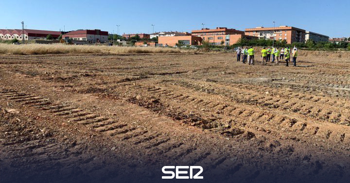 Work begins on the Ciudad del Fútbol in the neighborhood of Pinilla |  SER Cáceres