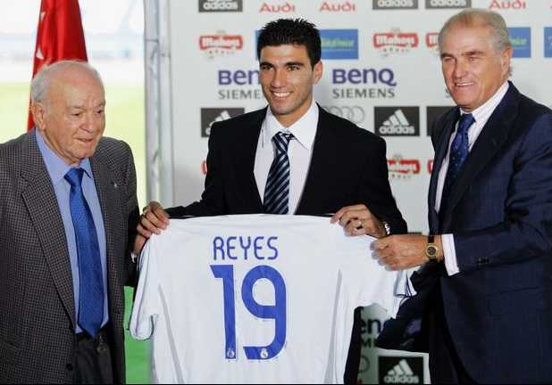 La trayectoria de Reyes, en imágenes