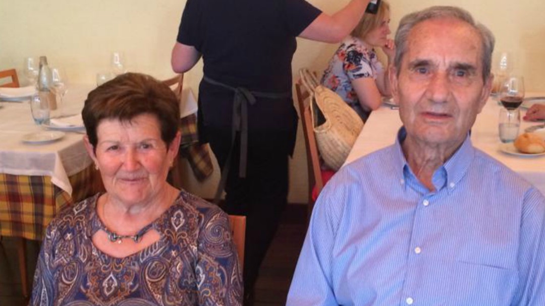 El agravio de un pueblo contra los nonagenarios Octavio y Rosalina por pasar el coronavirus