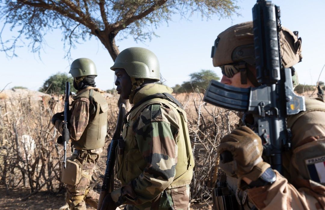 Tres militares franceses de la Operación Barkhane en Malí.