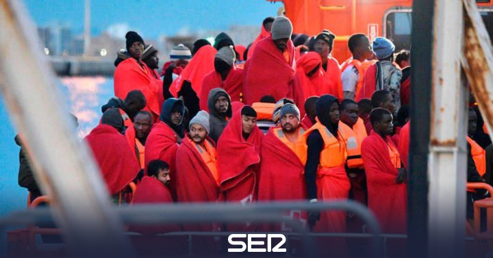 A rescuer for a boat of 80 people |  BE Las Palmas