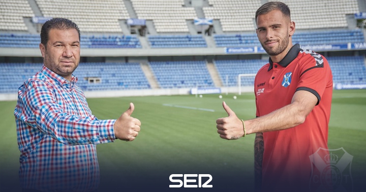 Elliot Gómez renews with CD Tenerife |  Radio Club Tenerife |  Present