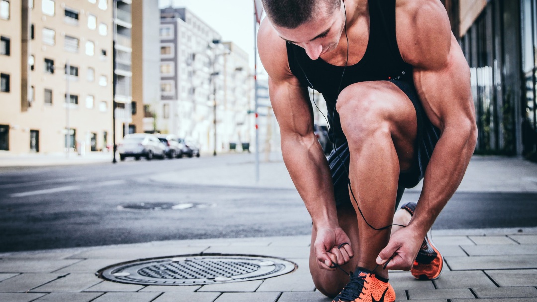 Brazaletes, pulseras o auriculares: siete 'gadgets' para salir a correr y conocer tus métricas