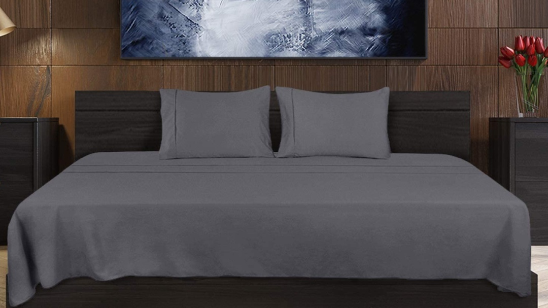 Equípate para las noches de calor con este juego de sábanas extra ligero