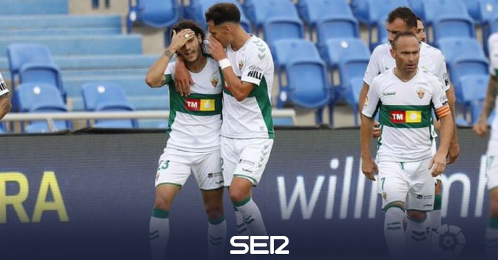 Elche adds a valuable point in Las Palmas after drawing one with a goal from Juan Cruz |  Radio Elche |  Present