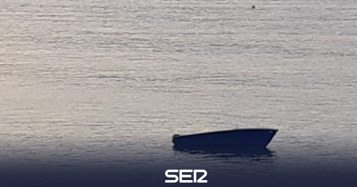 33 people located after arriving three boats to Alicante, Guardamar and Orihuela Costa |  Radio Alicante |  Present