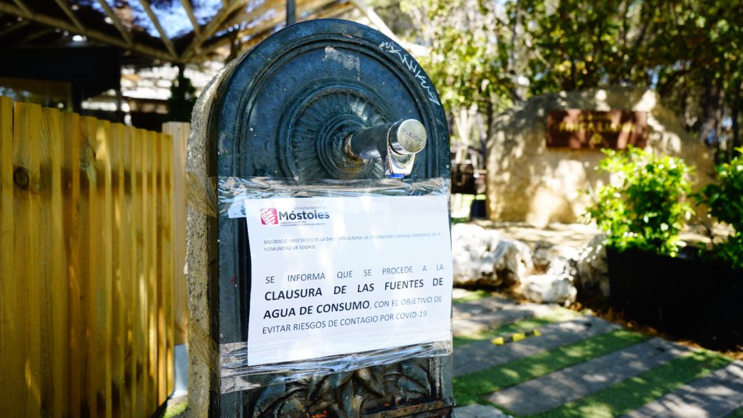 Mostoles Precinta Las Fuentas Publicas De Agua Potable Ser Madrid Oeste Hoy Por Hoy Matinal Madrid Oeste Cadena Ser