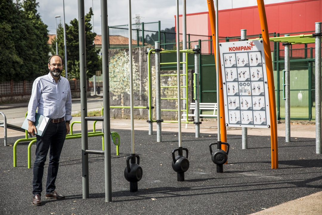 José Luis Urraca presenta el proyecto del nuevo gimnasio
