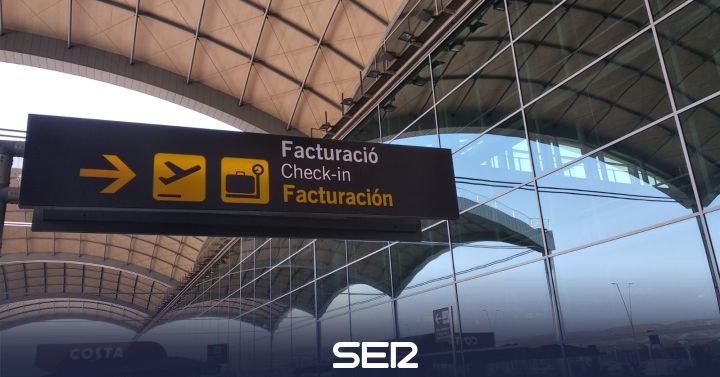 One third of the daily flights from Alicante – Elche airport are connections with the United Kingdom |  Radio Alicante |  Present