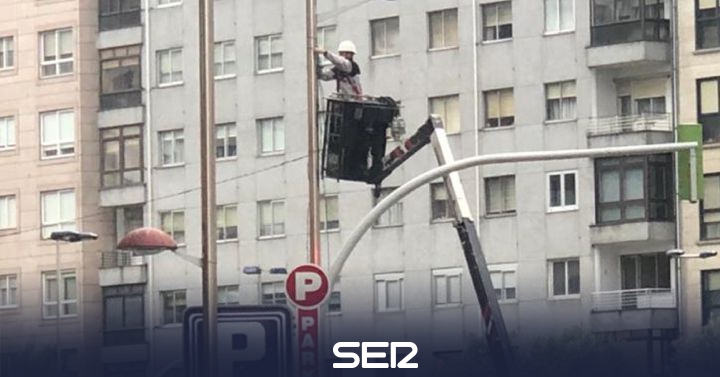 Installation of Christmas lights begins in Vigo |  Radio Vigo