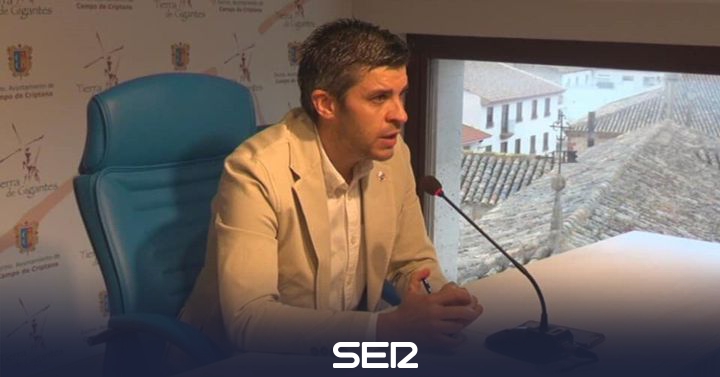 Santiago Lázaro: “We didn’t rule out confinement before, nor do we do it now” |  Radio Azul SER La Mancha