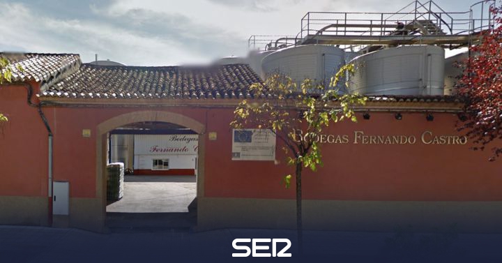 A worker injured when falling from the 2nd floor of a warehouse in Santa Cruz |  BE Ciudad Real