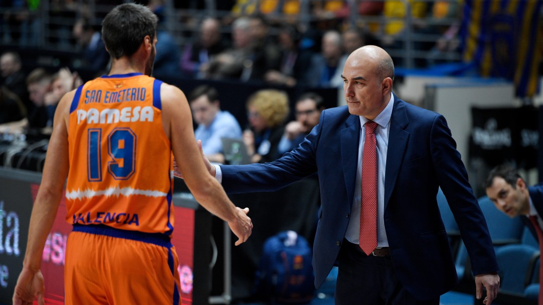 Jaume Ponsarnau: "La nueva normalidad consiste en adaptarnos a los aplazamientos de los partidos"