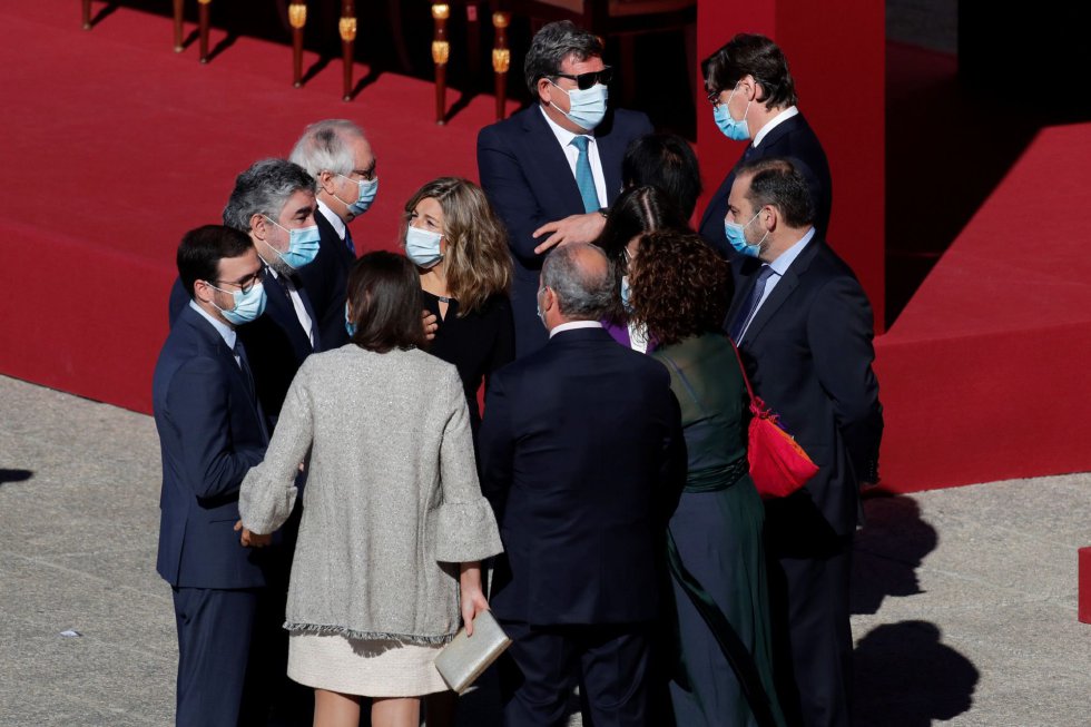 Los ministros de Consumo, Alberto Garzón, Deportes y Cultura, José Manuel Rodríguez Uribes,la ministra de Trabajo, Yolanda Díaz, el ministro de Sanidad, Salvador Illa y el ministro de Transportes, José Luis Ábalos Los ministros de Consumo, Alberto Garzón, Deportes y Cultura, José Manuel Rodríguez Uribes,la ministra de Trabajo, Yolanda Díaz, el ministro de Sanidad, Salvador Illa y el ministro de Transportes, José Luis Ábalos