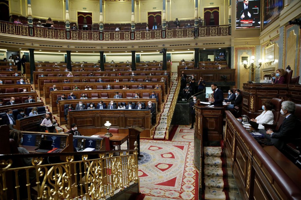 El diputado de Vox por Barcelona, Ignacio Garriga, durante su intervención El diputado de Vox por Barcelona, Ignacio Garriga, durante su intervención