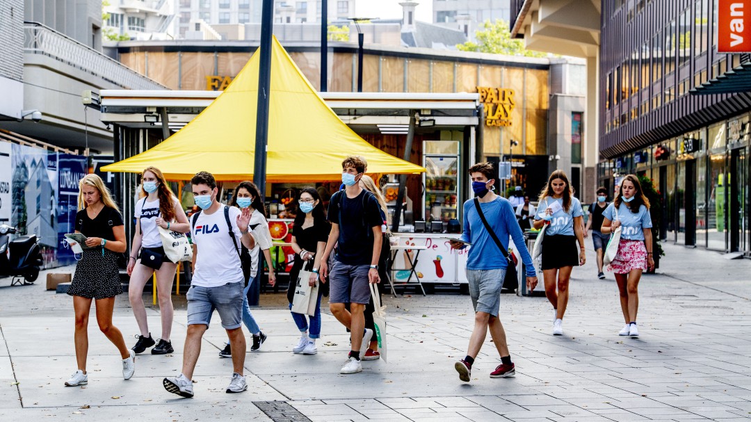Los Erasmus de la pandemia: así viven el curso marcado por confinamientos, toques de queda y clases online