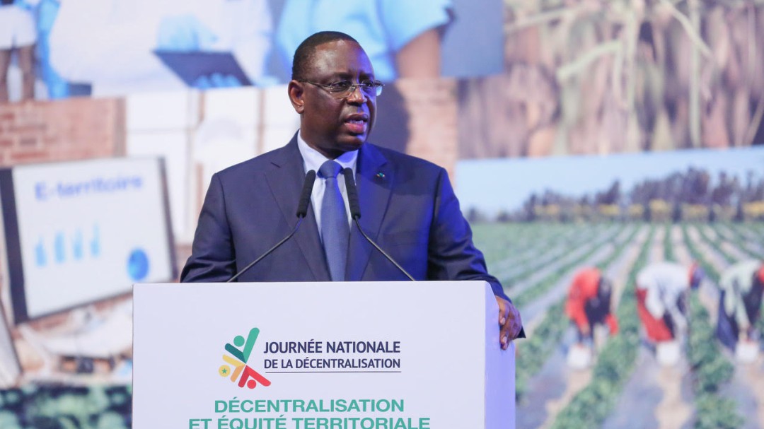 El presidente de Senegal lamenta "la pérdida de más de 10 jóvenes" migrantes que se dirigían a Canarias
