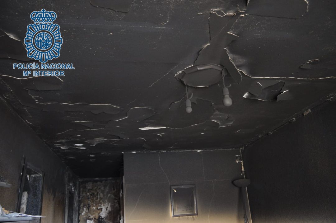 Imagen del piso incendiado en Montequinto