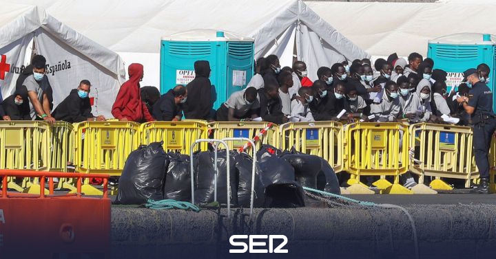 More than 900 people transferred and one deceased, balance of Saturday between cayucos and boats |  BE Las Palmas