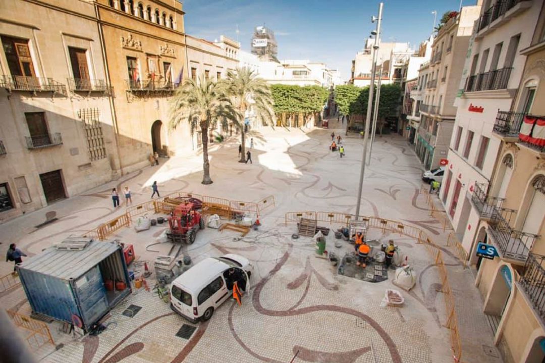 Se Abre A Los Peatones La Plaza De Baix Radio Elche Cadena Ser