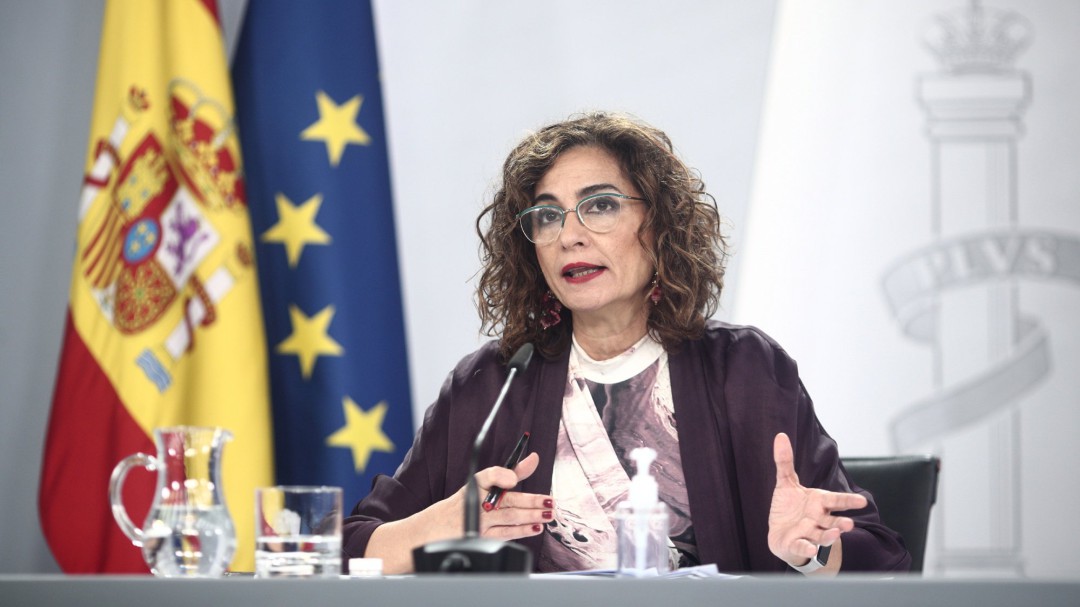 "El presidente y los ministros estaríamos encantados de vacunarnos los primeros, pero lo haremos cuando toque"