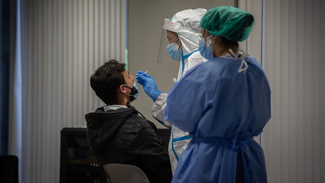 España baja de los 200 casos por 100.000 habitantes tras añadir 373 nuevos fallecimientos y 9.773 contagios