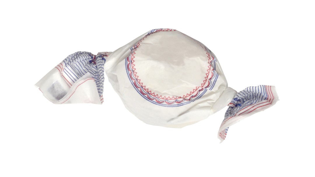 El dilema de si hay que apretar o no: manual de instrucciones para comerse un polvorón