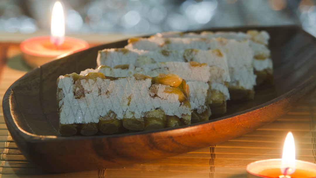 Estos son los tres mejores turrones duros de supermercado, según la OCU