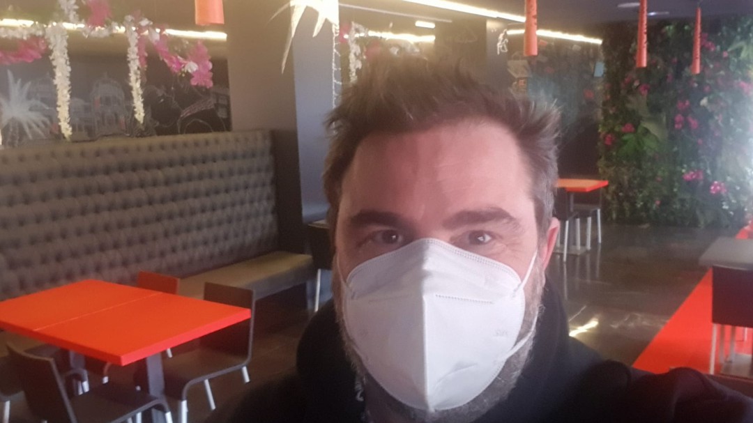 La ejemplar respuesta de un hostelero de Valladolid ante un cliente que no quería ponerse la mascarilla